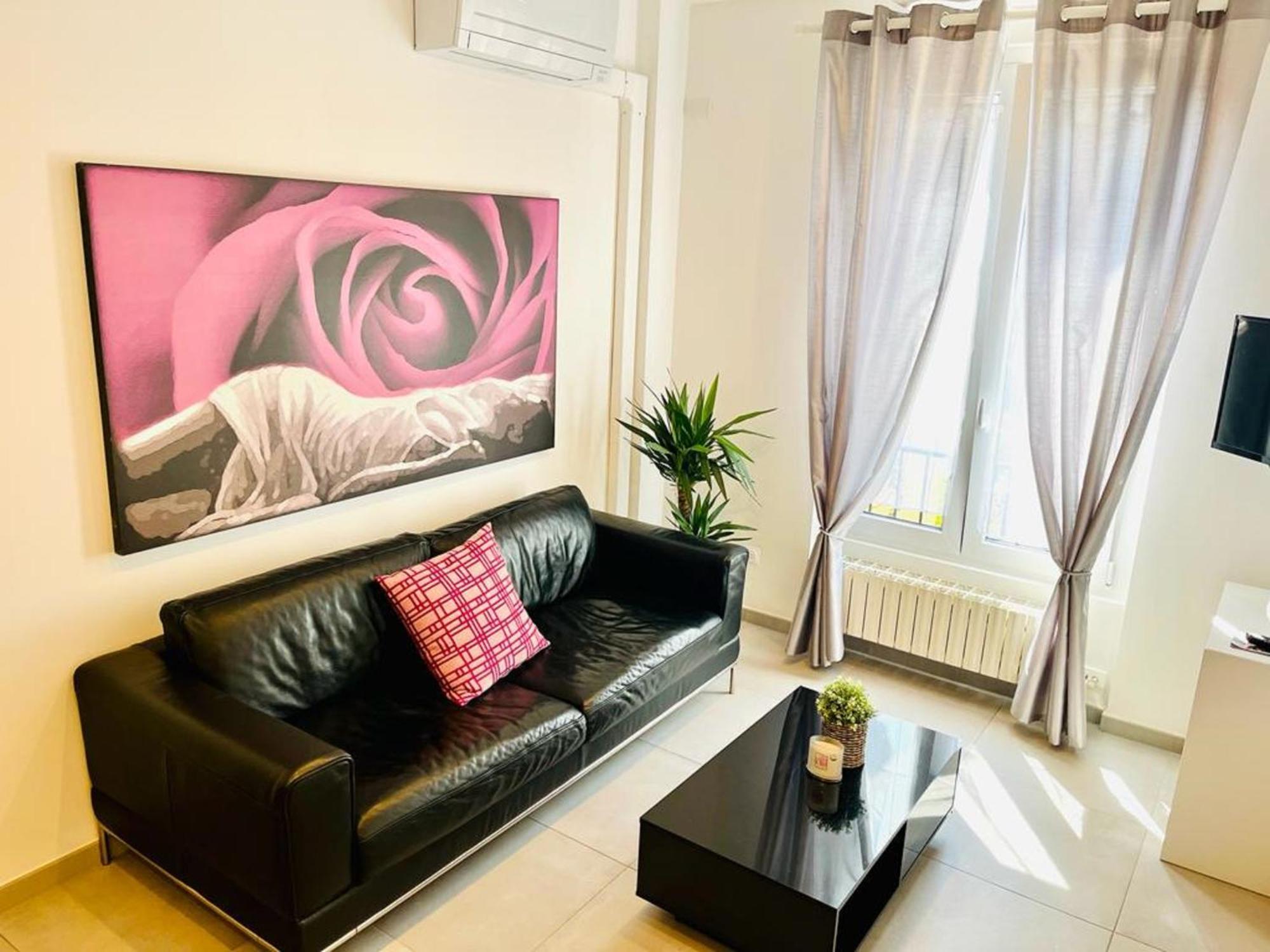 Nice Apartments In The Historic Center Verbania Luaran gambar